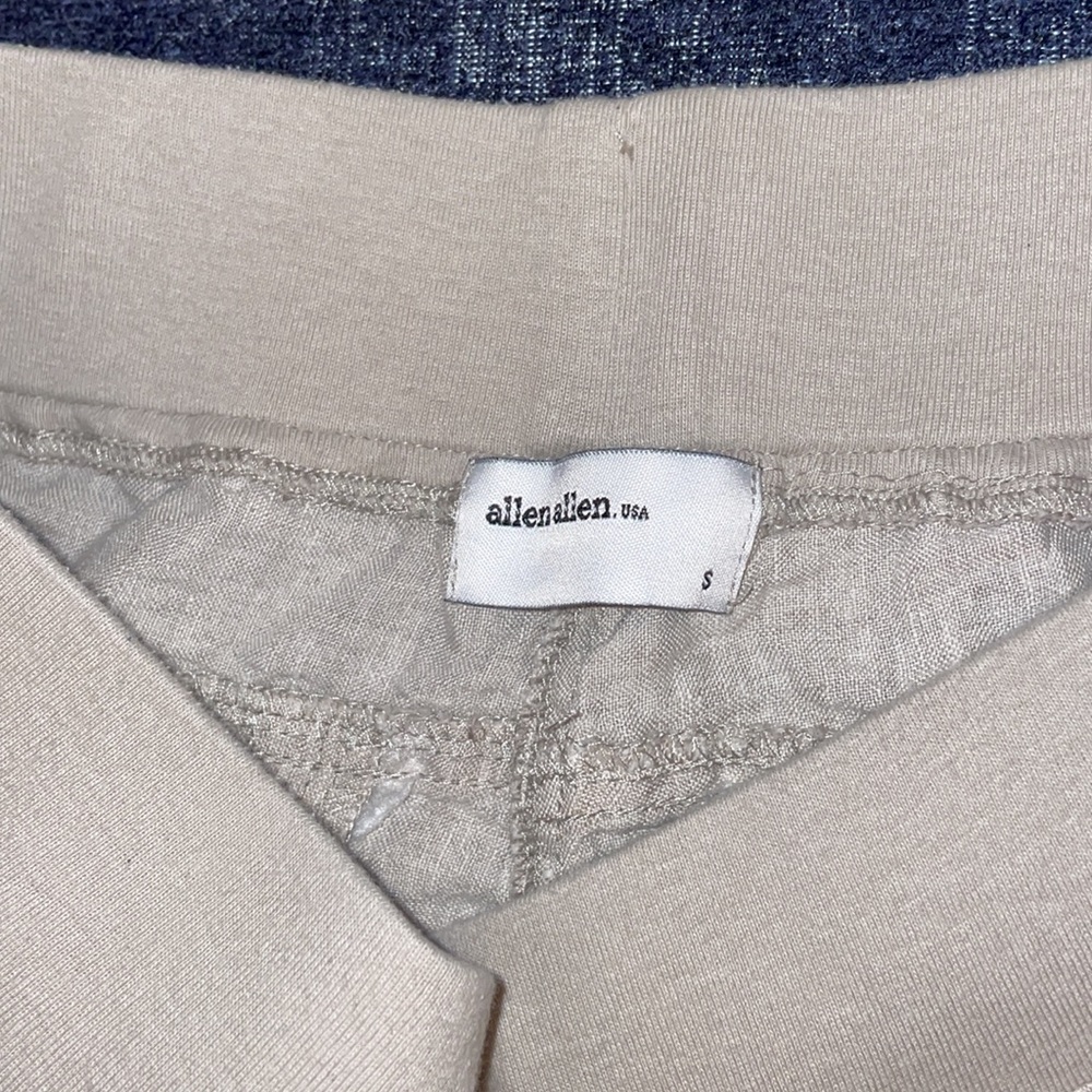 Linen shorts - Picture 3 of 4